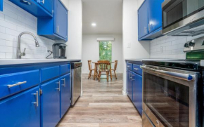 Updated Townhome Near DeSoto Golf Course And Lake!
